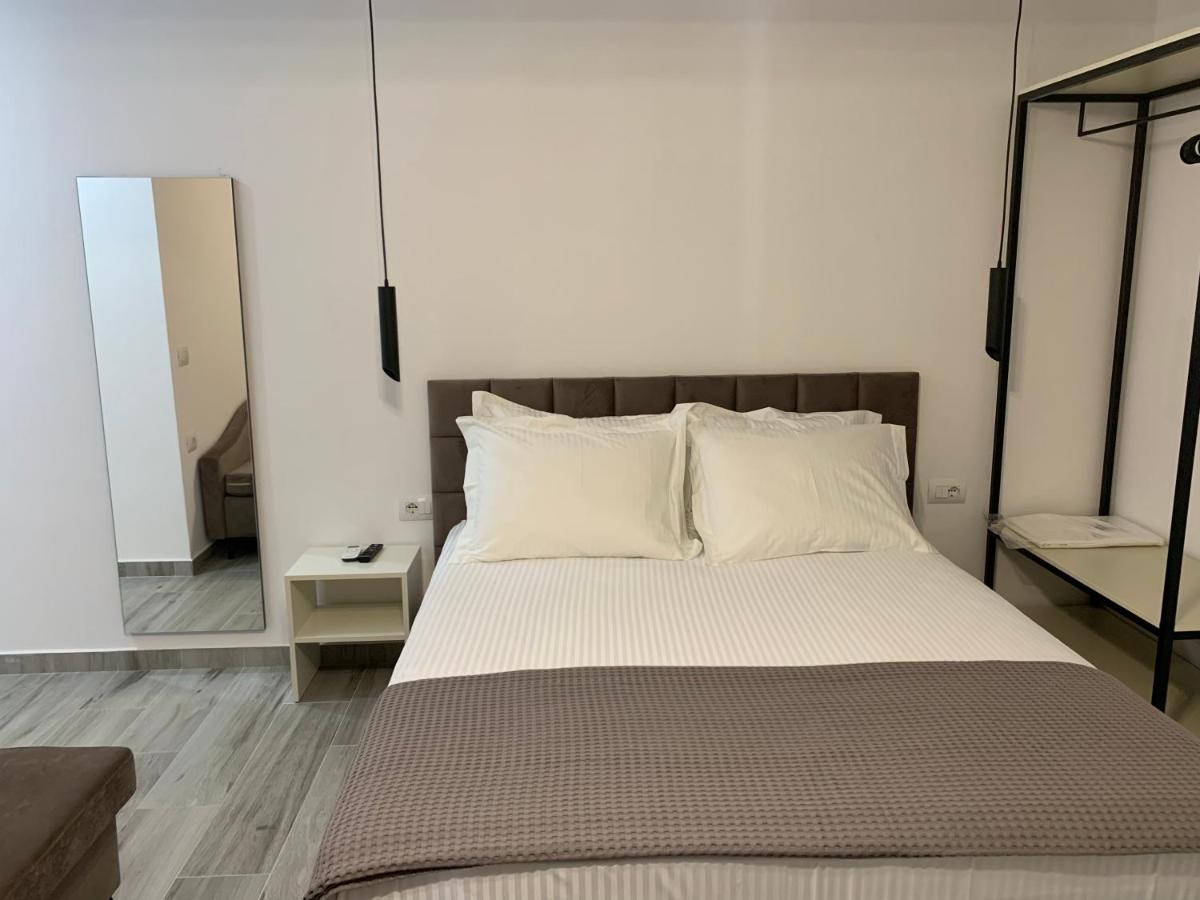 Kekezis Apartments Saranda Kültér fotó